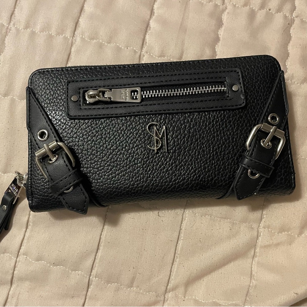 Steve Madden wallet